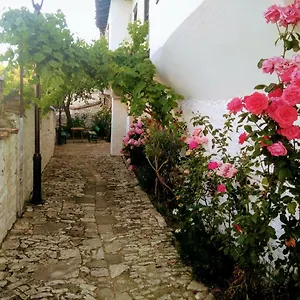 bed-breakfast-josiph.albaniahotels.org/